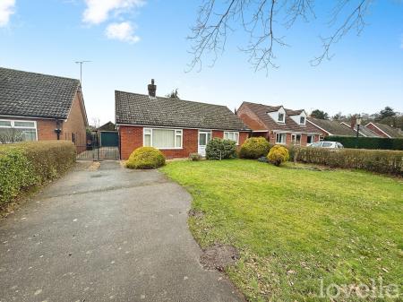 2 bedroom Detached bungalow for sale in Doddington Road, Whisby, LN6