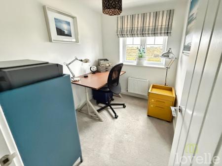 3 bedroom End of terrace house for sale in Fuchsia Way, Witham St. Hughs, LN6
