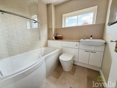 3 bedroom Semi-detached house for sale in Durham Close, Bracebridge Heath, LN4