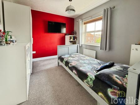 3 bedroom Semi-detached house for sale in Durham Close, Bracebridge Heath, LN4