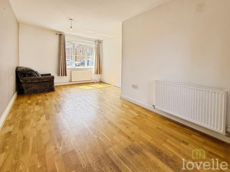3 bedroom Semi-detached house for sale in Pavillion Gardens, Lincoln, LN6