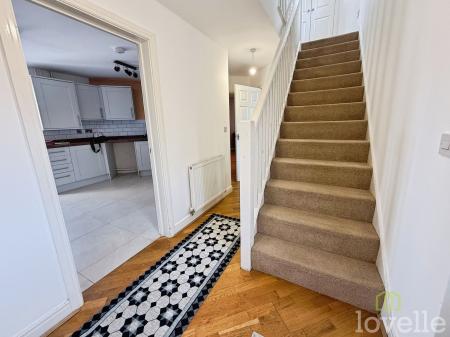 3 bedroom Semi-detached house for sale in Pavillion Gardens, Lincoln, LN6