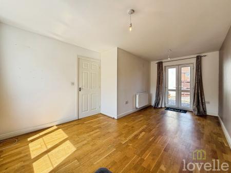 3 bedroom Semi-detached house for sale in Pavillion Gardens, Lincoln, LN6