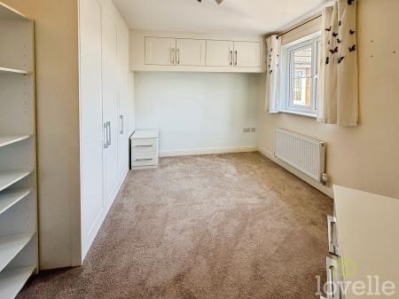 3 bedroom Semi-detached house for sale in Pavillion Gardens, Lincoln, LN6