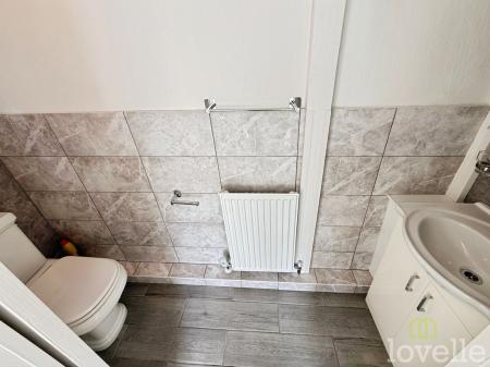 2 bedroom Detached bungalow for sale in Hebden Moor Way, North Hykeham, LN6