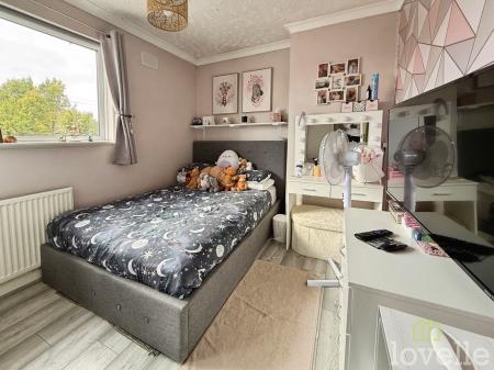 3 bedroom Semi-detached house for sale in Usher Avenue, Lincoln, LN6