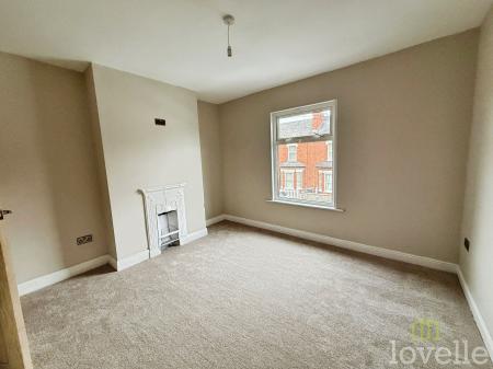 3 bedroom Terraced House for sale in St. Catherines Grove, Lincoln, LN5
