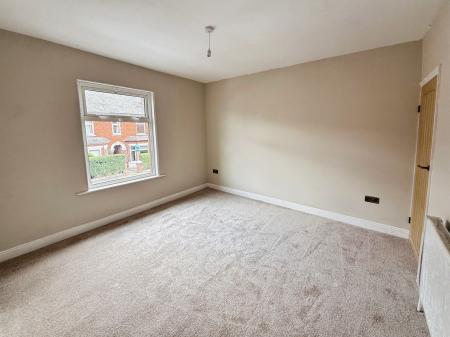 3 bedroom Terraced House for sale in St. Catherines Grove, Lincoln, LN5