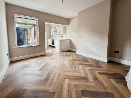 3 bedroom Terraced House for sale in St. Catherines Grove, Lincoln, LN5
