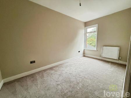 3 bedroom Terraced House for sale in St. Catherines Grove, Lincoln, LN5