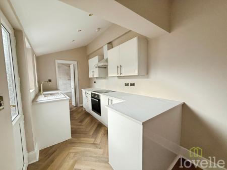 3 bedroom Terraced House for sale in St. Catherines Grove, Lincoln, LN5
