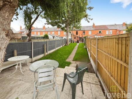 3 bedroom Terraced House for sale in St. Catherines Grove, Lincoln, LN5