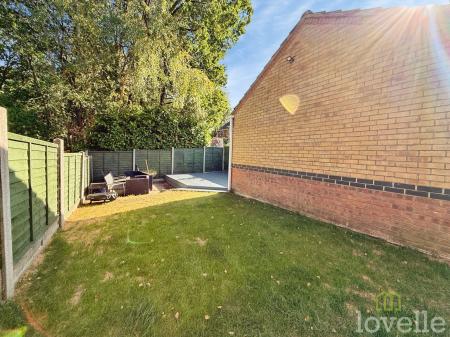 2 bedroom Semi-detached house to let in Baker Crescent, Lincoln, LN6