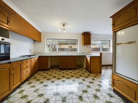 3 bedroom Detached bungalow to let in Newark Road, Lincoln, LN6