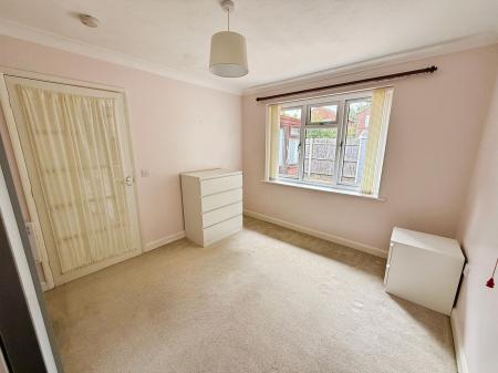 1 bedroom Semi-detached bungalow for sale in St. Claires Court, Lincoln, LN6