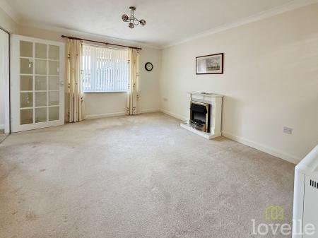 1 bedroom Semi-detached bungalow for sale in St. Claires Court, Lincoln, LN6
