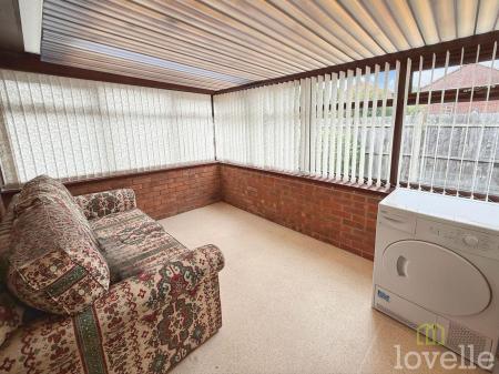 1 bedroom Semi-detached bungalow for sale in St. Claires Court, Lincoln, LN6