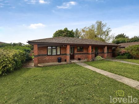 St. Claires Court, Lincoln, LN6