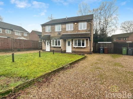 2 bedroom Semi-detached house to let in Harlaxton Drive, Lincoln, LN6