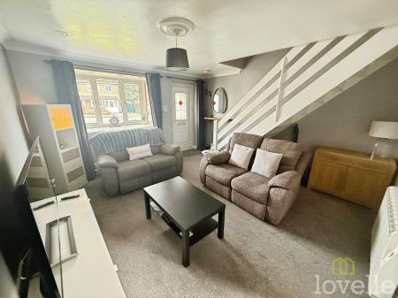 2 bedroom Semi-detached house to let in Harlaxton Drive, Lincoln, LN6