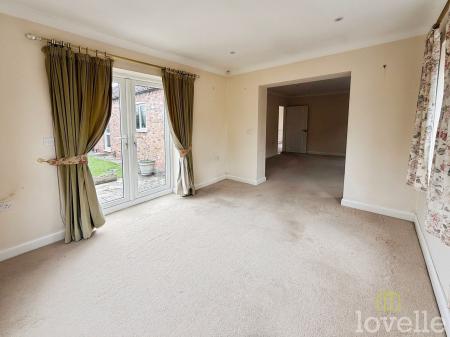 3 bedroom Detached bungalow for sale in Grantham Road, Waddington, LN5