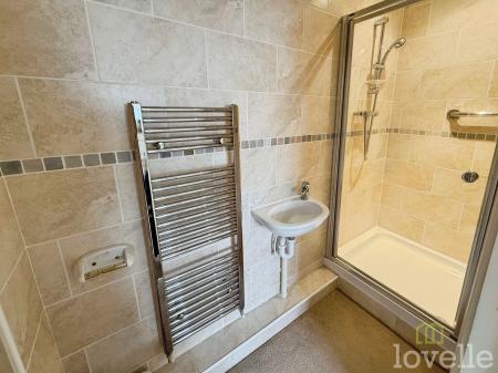 3 bedroom Detached bungalow for sale in Grantham Road, Waddington, LN5