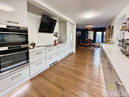 4 bedroom Detached house for sale in Wickenby Close, North Hykeham, LN6