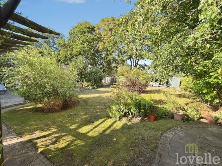 4 bedroom Detached house for sale in Wickenby Close, North Hykeham, LN6