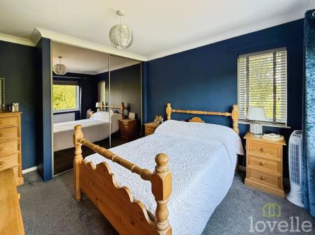 4 bedroom Detached house for sale in Wickenby Close, North Hykeham, LN6