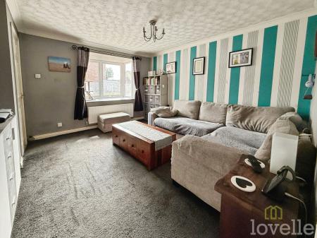 3 bedroom Semi-detached house for sale in The Gleanings, Navenby, LN5