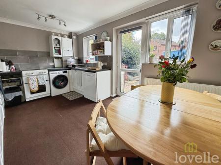3 bedroom Semi-detached house for sale in Wigsley Road, Lincoln, LN6