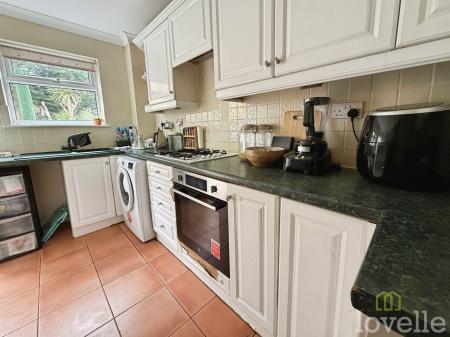 3 bedroom Semi-detached house for sale in Lindholme Road, Lincoln, LN6