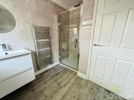 3 bedroom Detached bungalow for sale in Garrick Close, Lincoln, LN5