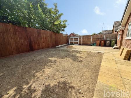 3 bedroom Detached bungalow for sale in Garrick Close, Lincoln, LN5