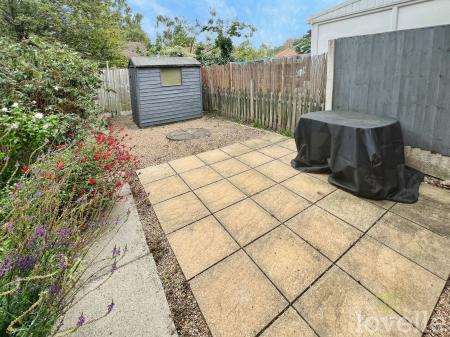 2 bedroom Terraced House to let in Harrier Court, Lincoln, LN6