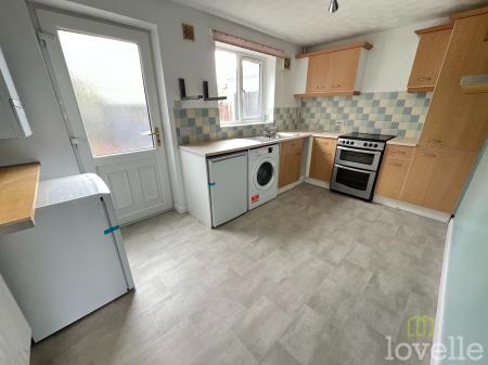 2 bedroom Terraced House to let in Harrier Court, Lincoln, LN6