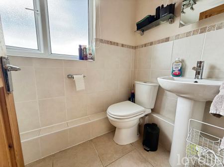 4 bedroom Detached bungalow for sale in Meadow Lane, North Hykeham, LN6