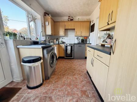 3 bedroom Semi-detached house for sale in Richmond Drive, North Hykeham, LN6