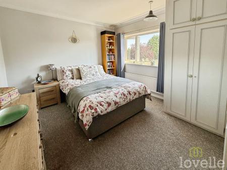 3 bedroom Semi-detached house for sale in Richmond Drive, North Hykeham, LN6