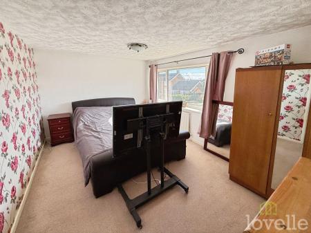 3 bedroom Terraced House for sale in Larchwood Crescent, Lincoln, LN6