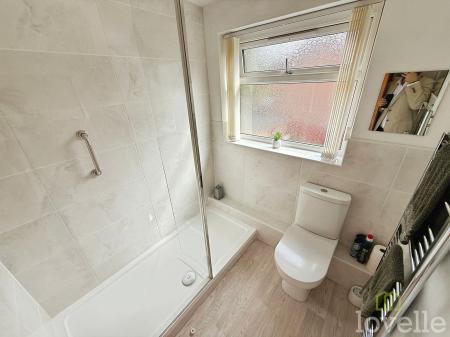 3 bedroom Semi-detached house for sale in Stenigot Road, Lincoln, LN6