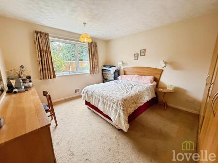3 bedroom Detached bungalow for sale in Wetherby Crescent, Lincoln, LN6
