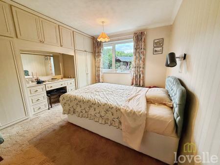 3 bedroom Detached bungalow for sale in Wetherby Crescent, Lincoln, LN6