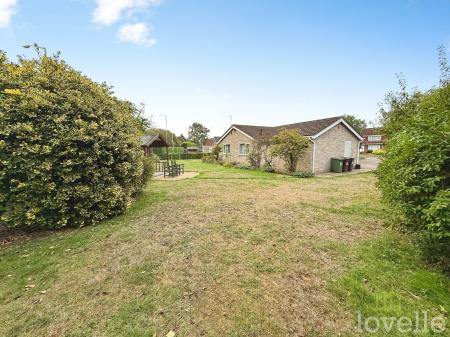 3 bedroom Detached bungalow for sale in Wetherby Crescent, Lincoln, LN6