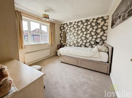 4 bedroom Detached house for sale in St. Georges Drive, Woodhall Spa, LN10