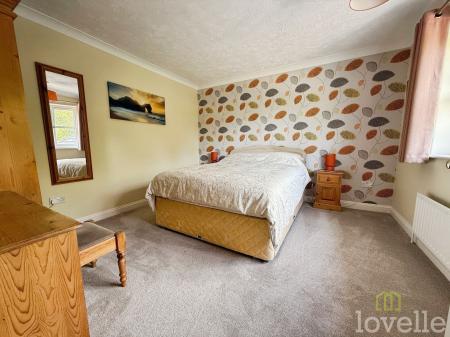 4 bedroom Detached house for sale in St. Georges Drive, Woodhall Spa, LN10