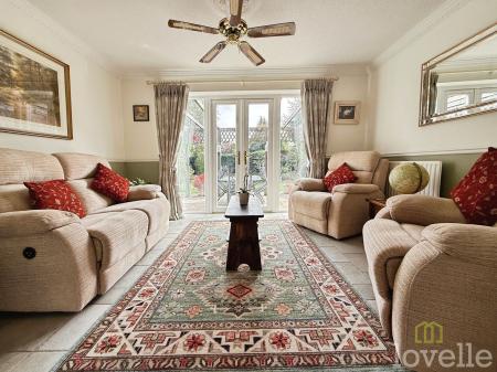 4 bedroom Detached house for sale in St. Georges Drive, Woodhall Spa, LN10