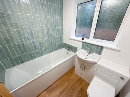 3 bedroom Detached bungalow for sale in Greenbank Drive, Lincoln, LN6