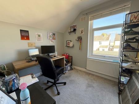 3 bedroom Semi-detached house for sale in Brancaster Drive, Lincoln, LN6