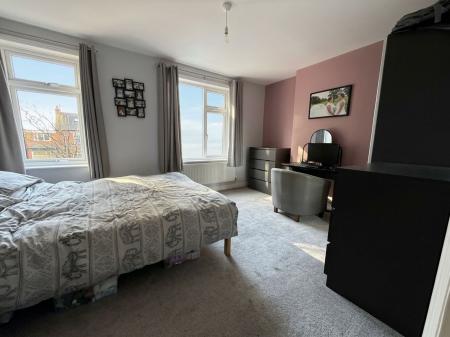 3 bedroom Semi-detached house for sale in Brancaster Drive, Lincoln, LN6